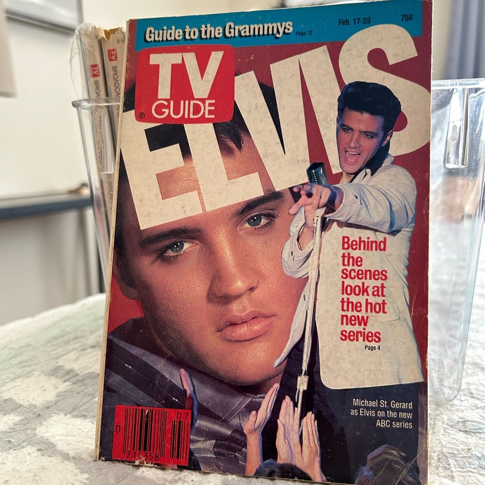 1990 TV Guide : New Elvis TV Series feature
